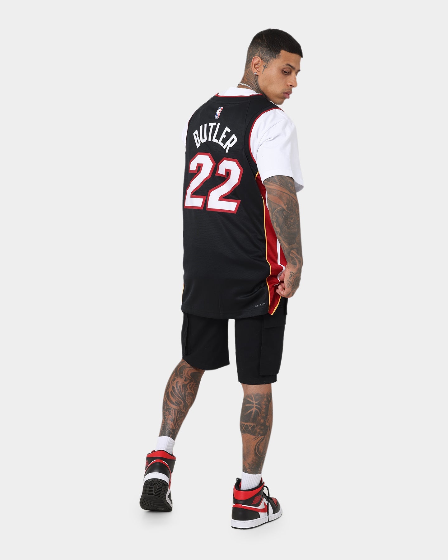 Nike Jimmy Butler Miami Heat #2 Icon Edition 2022/23 Dri-FIT NBA Swingman Jersey Black