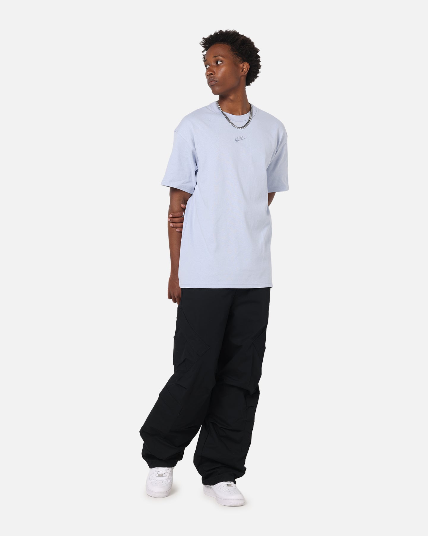 Nike Sportswear Premium Essentials T-Shirt Ghost