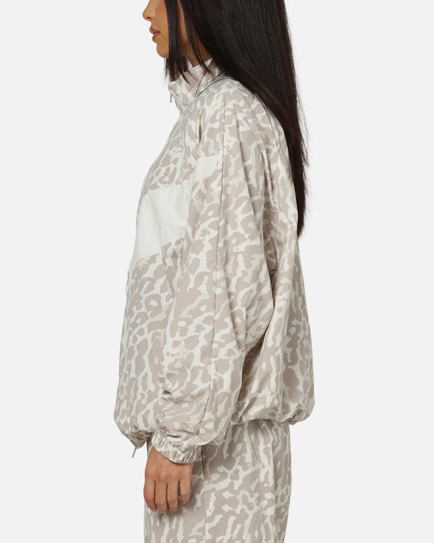 Nike Women's Sportswear Woven Printed Jacket Leopard/White