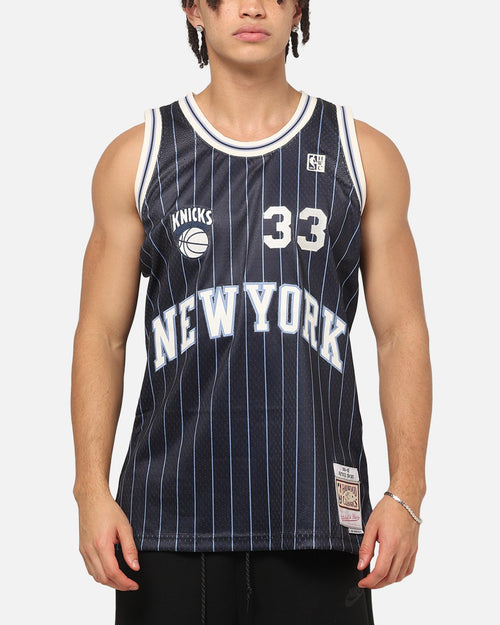 Mitchell & Ness New York Knicks Patrick Ewing #33 Playoff Energy Swingman Jersey Navy