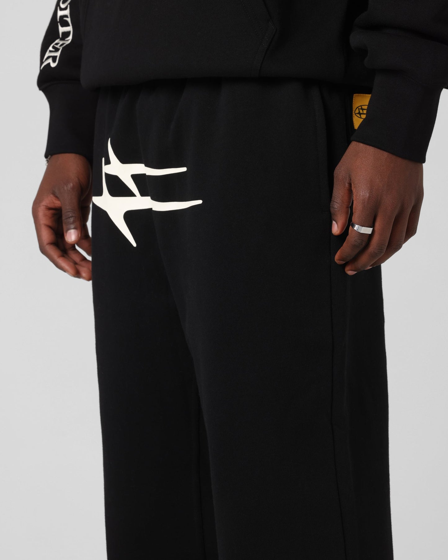 Loiter Hybrid Sweatpants Black