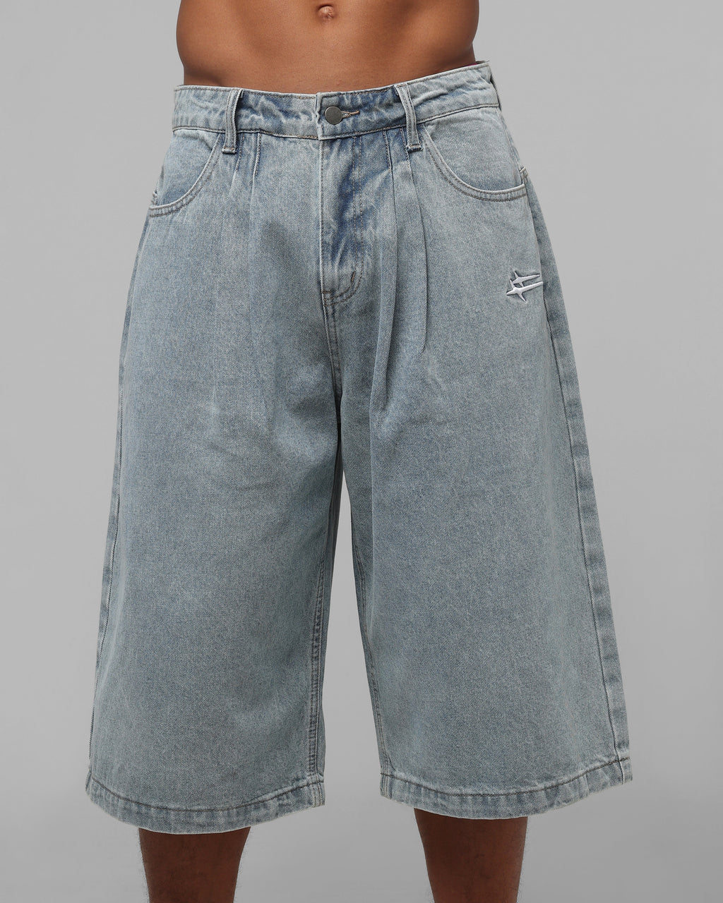 Loiter Star Born Pleated Jorts Blue Washed Denim