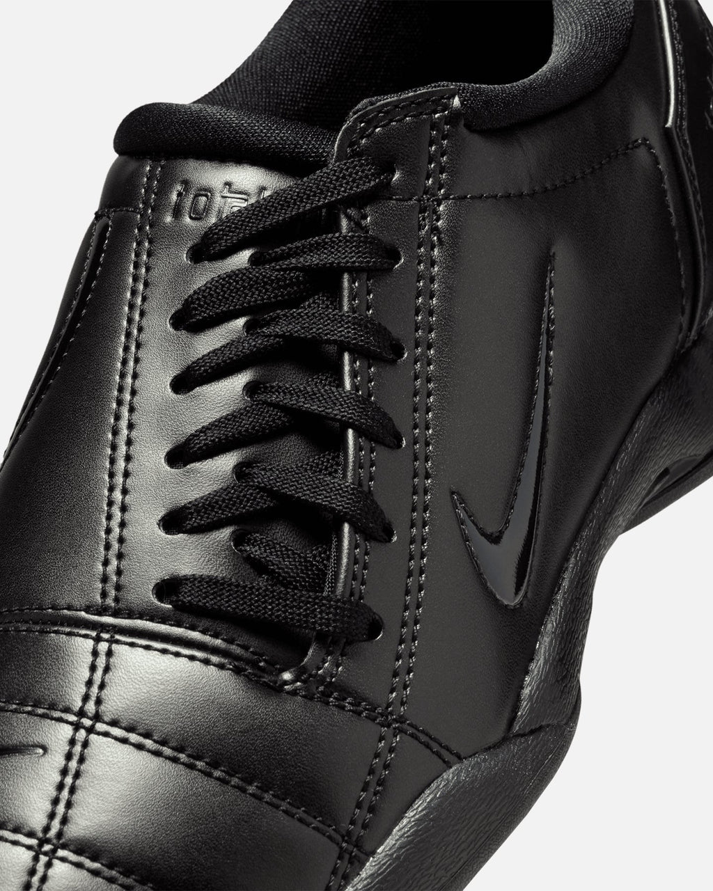 Nike Women's Total 90 Black/Black