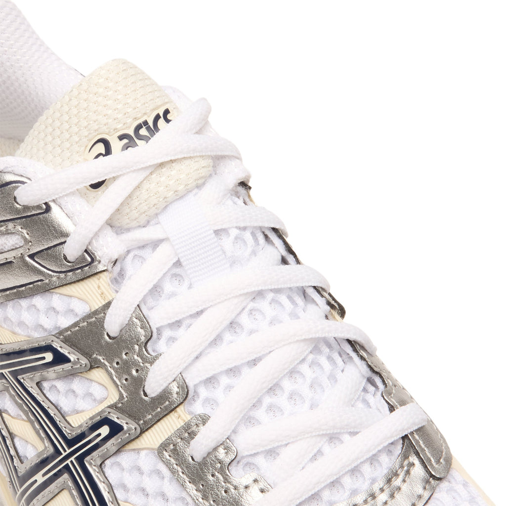 Asics Gel-Cumulus 16 (White/Midnight)