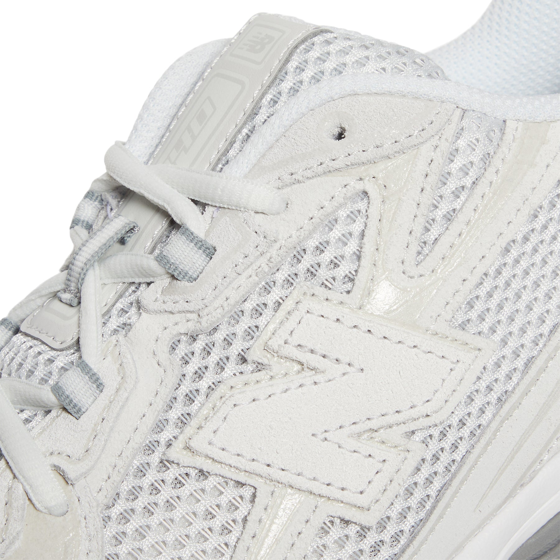 New Balance 740 (Grey)