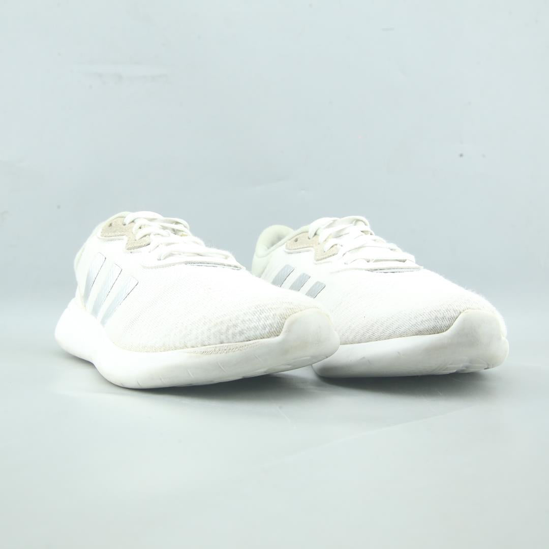 ADIDAS ESSENTIALS QT RACER 3.0