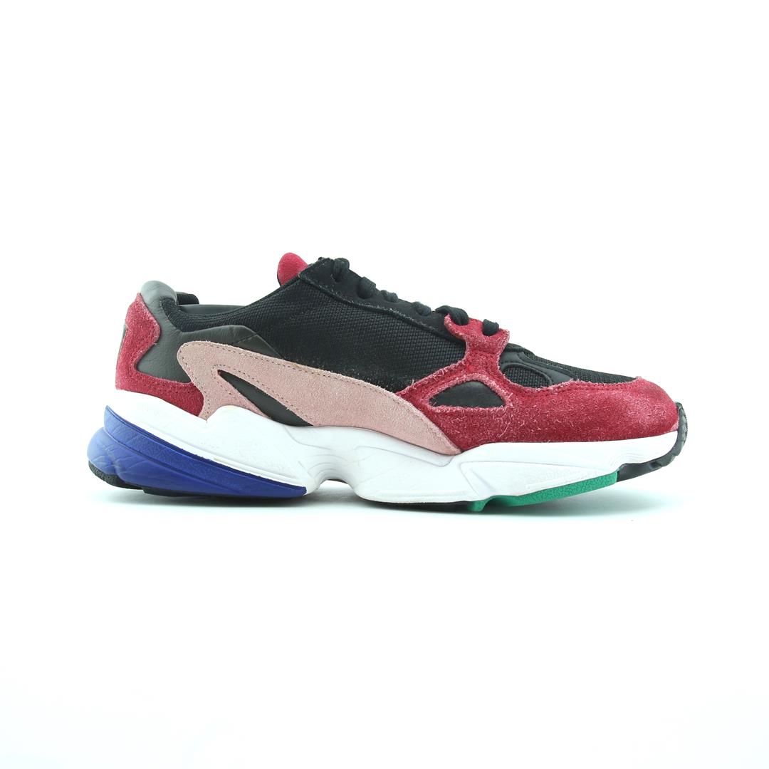 ADIDAS FALCON
