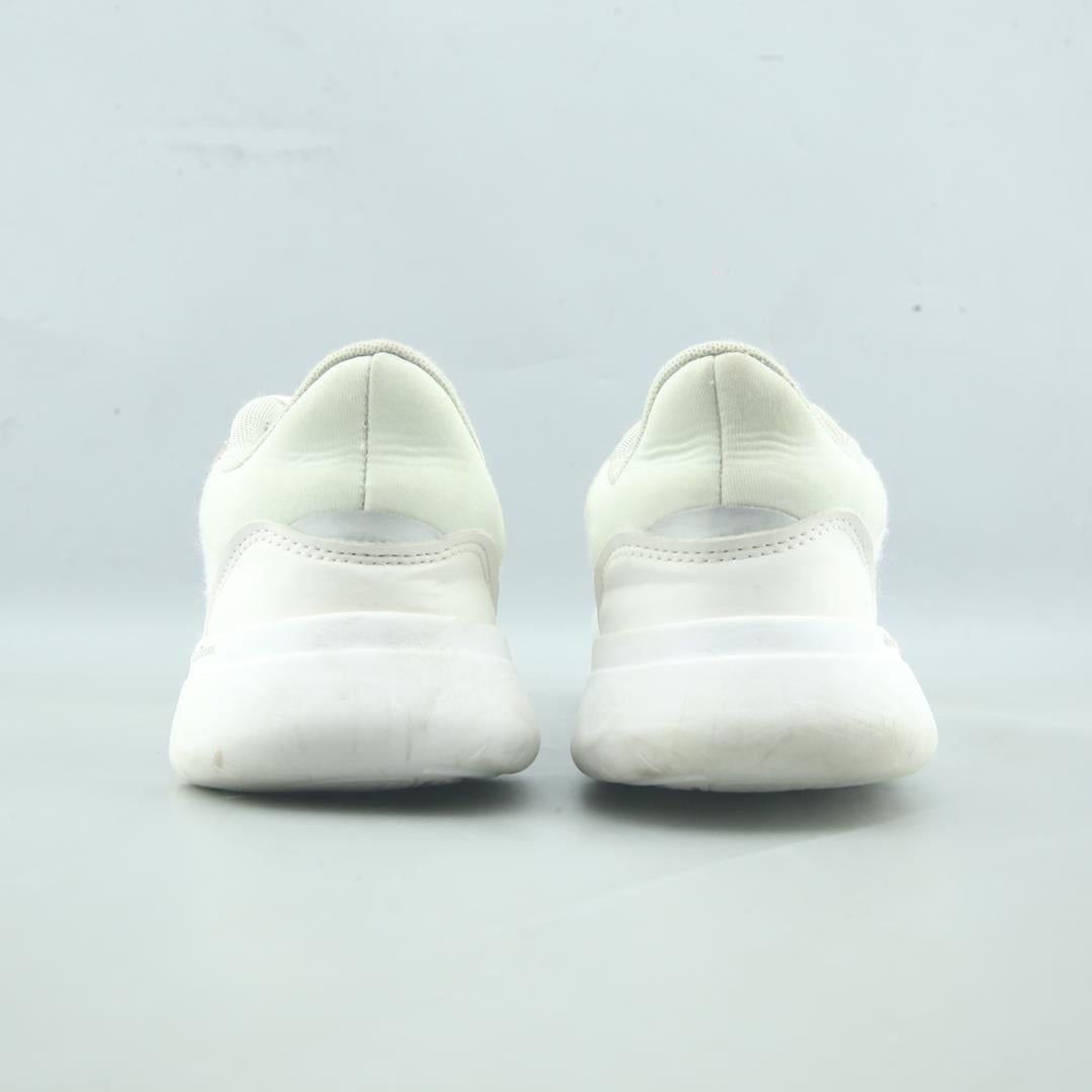 ADIDAS ESSENTIALS QT RACER 3.0