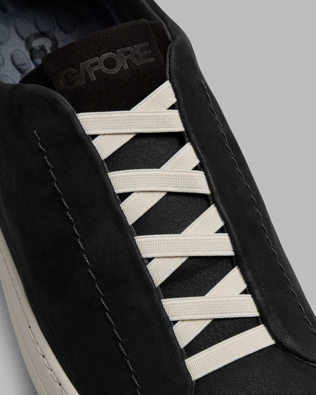Endeavor Slip-On Leather Sneakers Onyx