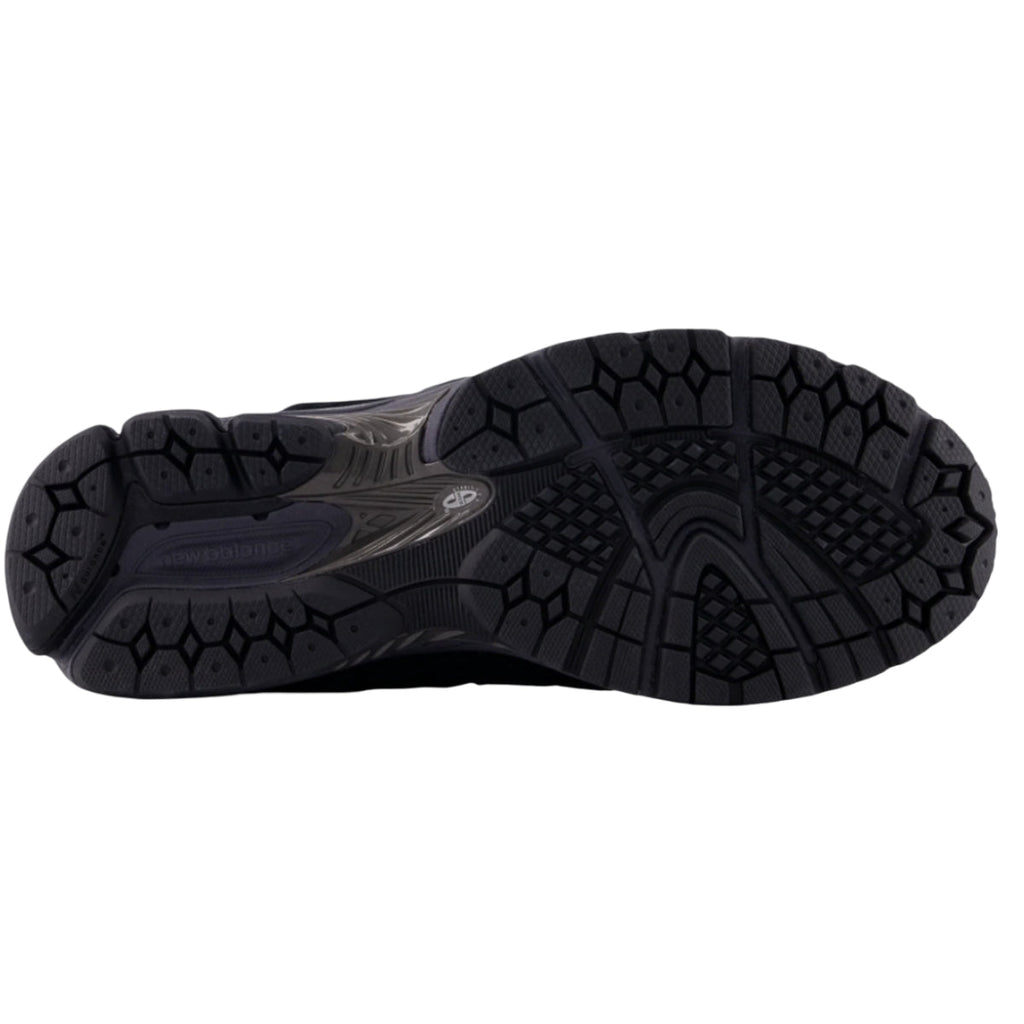 New Balance 2002R Gore-Tex Protection Pack Black Magnet