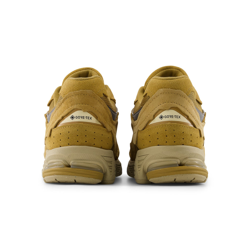 New Balance 2002R Gore-Tex (Stucco)