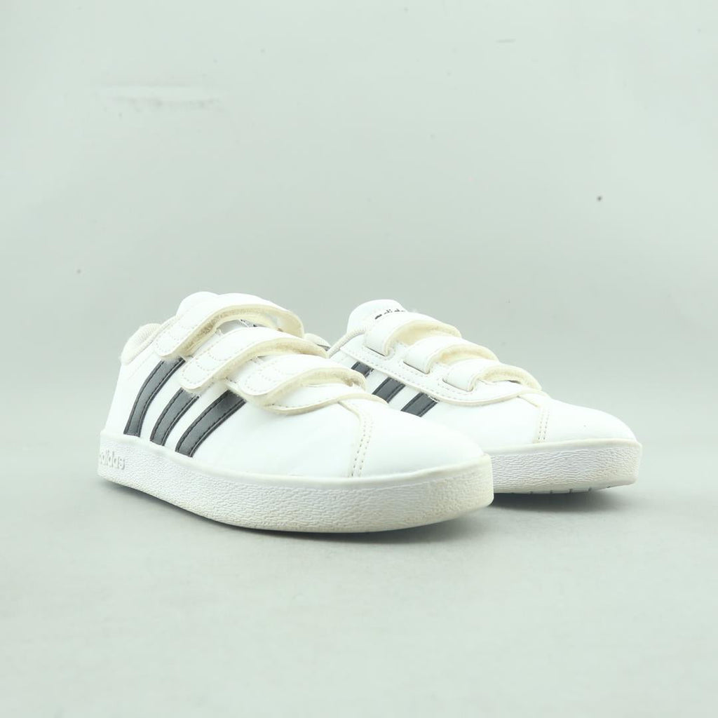 ADIDAS COURT LEGACY