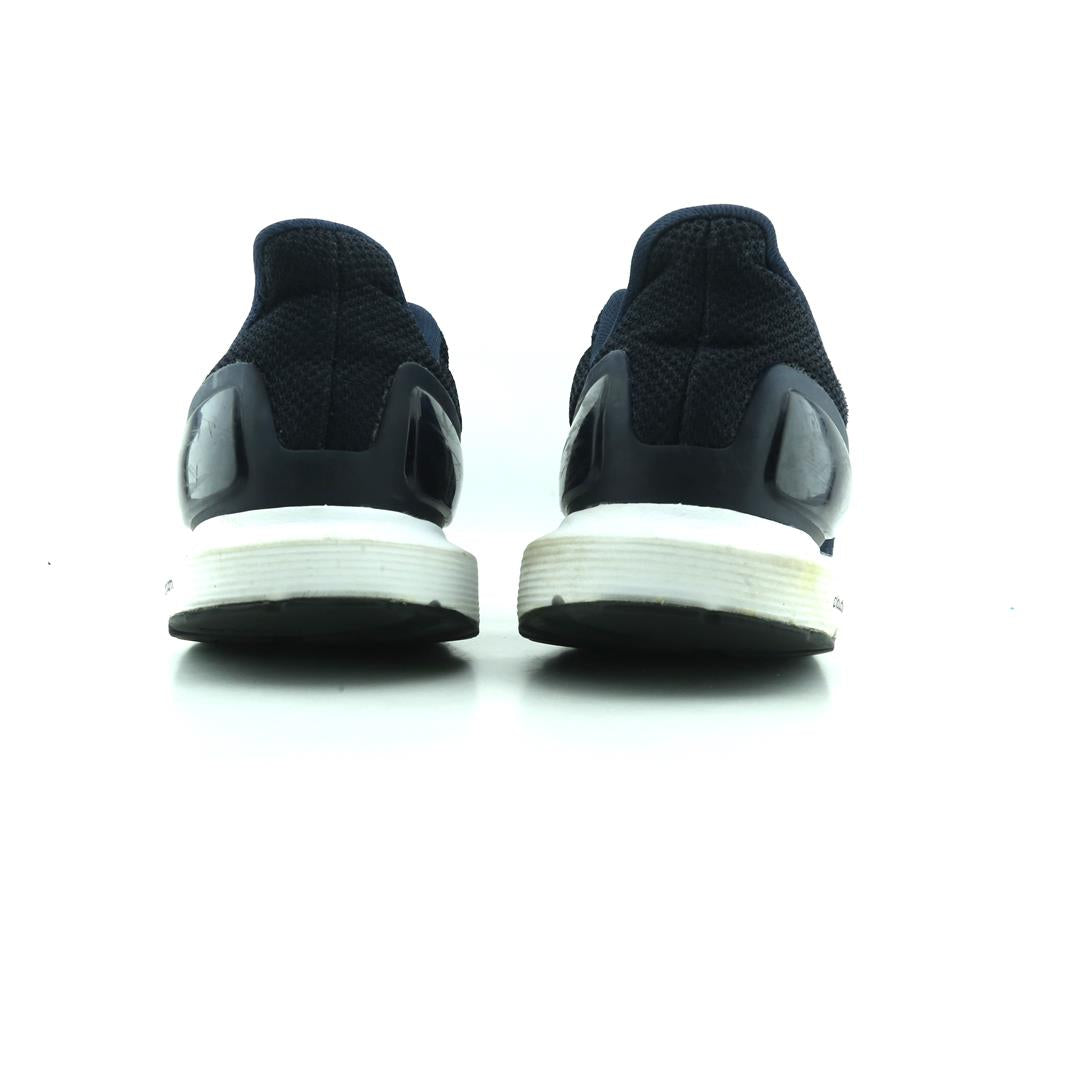 ADIDAS COSMIC 2