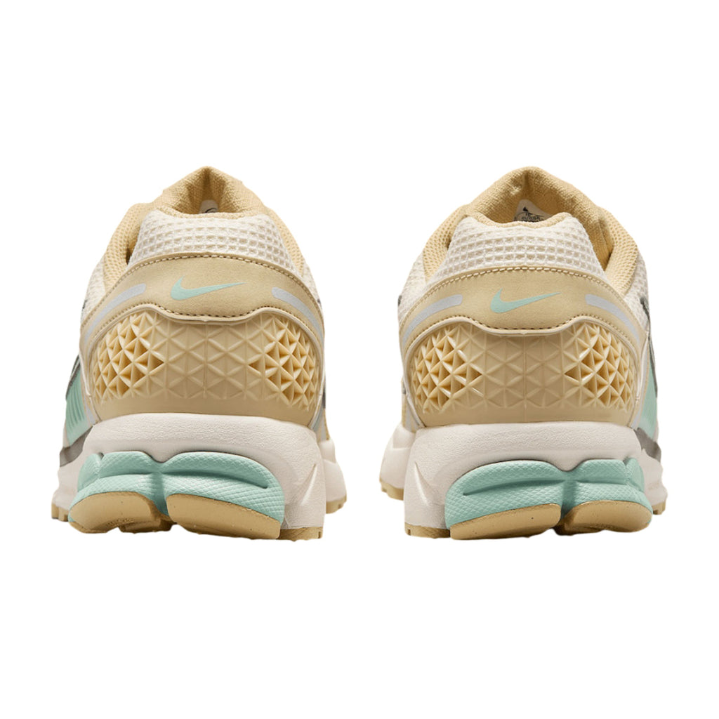 Nike Zoom Vomero 5 Team Gold Seafoam