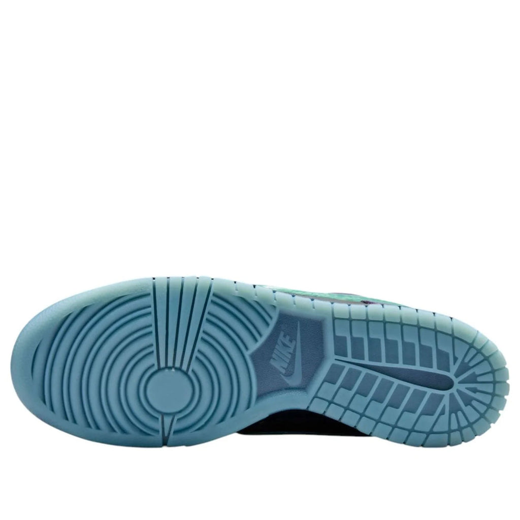 Nike Dunk Low LTD Wizard